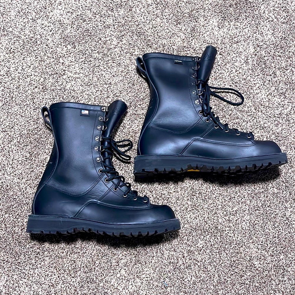 Brand New/ Never Worn Danner Fort Lewis 10” Gore-tex insulated boots 11.5 EE